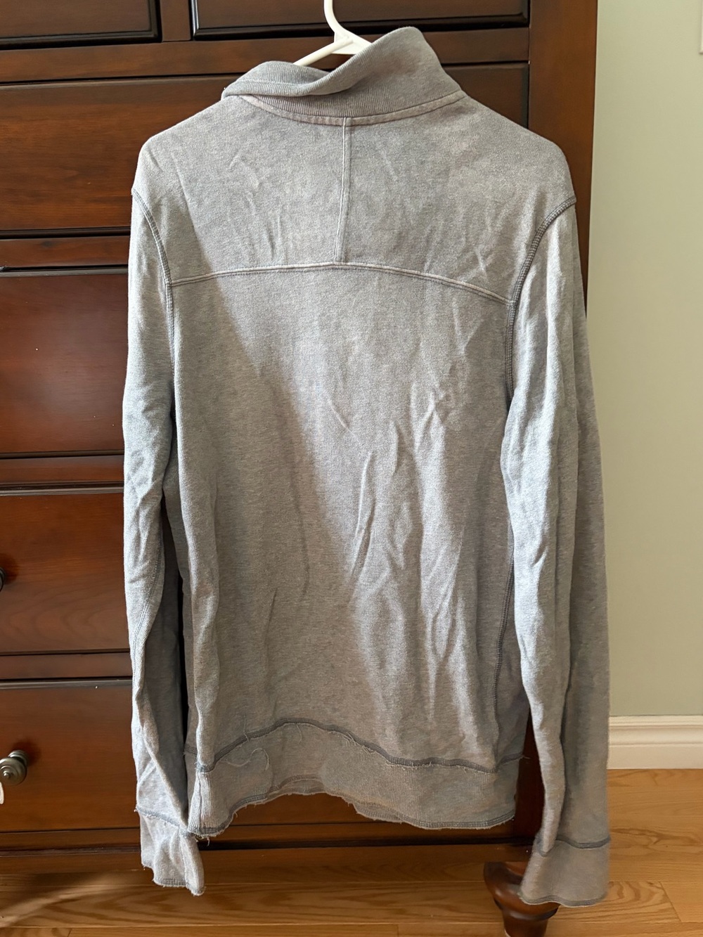 Vintage Abercrombie & Fitch Men's Grey Pullover Quarter-Snap Sweatshirt - Picture 3 of 5